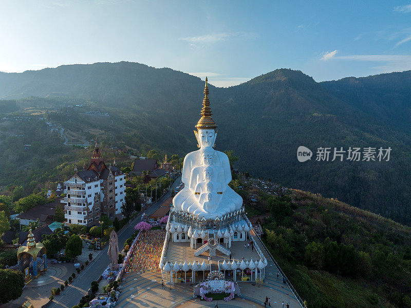 Wat Phra That Pha Son Kaew，泰国碧差汶省Khao Kho区